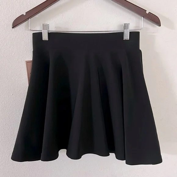 Athletic Skort New Mix - Picture 2 of 11